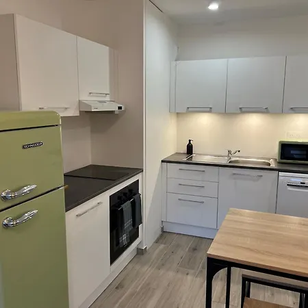 La Résidence Alpha 002 - 1 - 4 Pers Appartement Viroflay